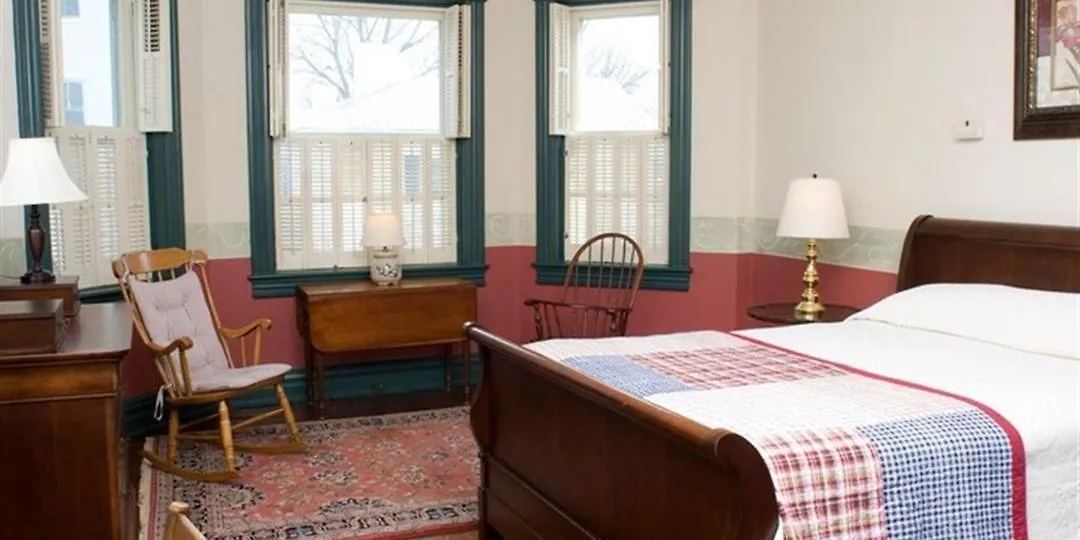 Frederick House-1