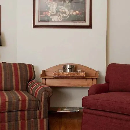 Frederick House-2